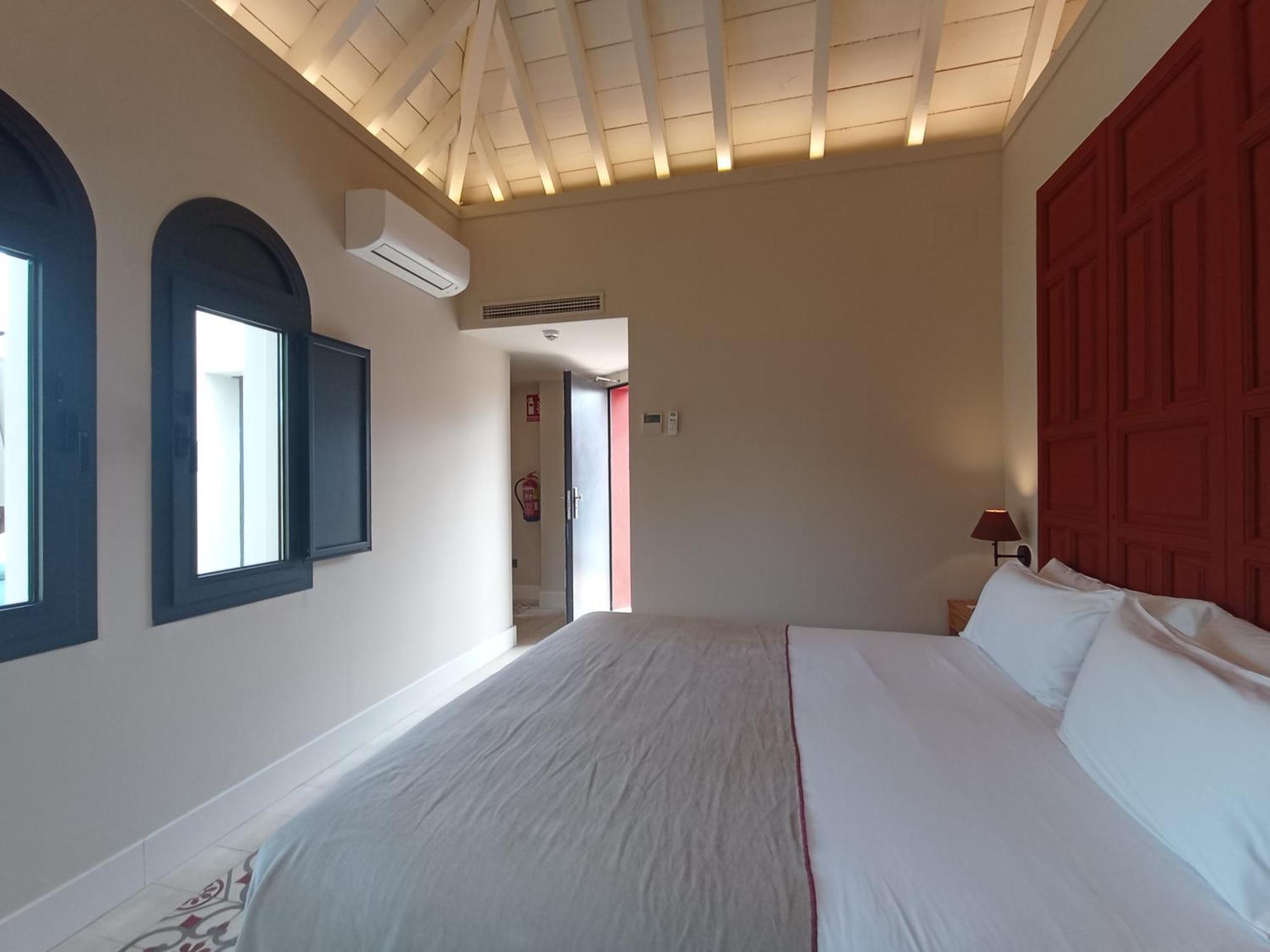 Uma Suites Parada Del Marques إشبيلية المظهر الخارجي الصورة