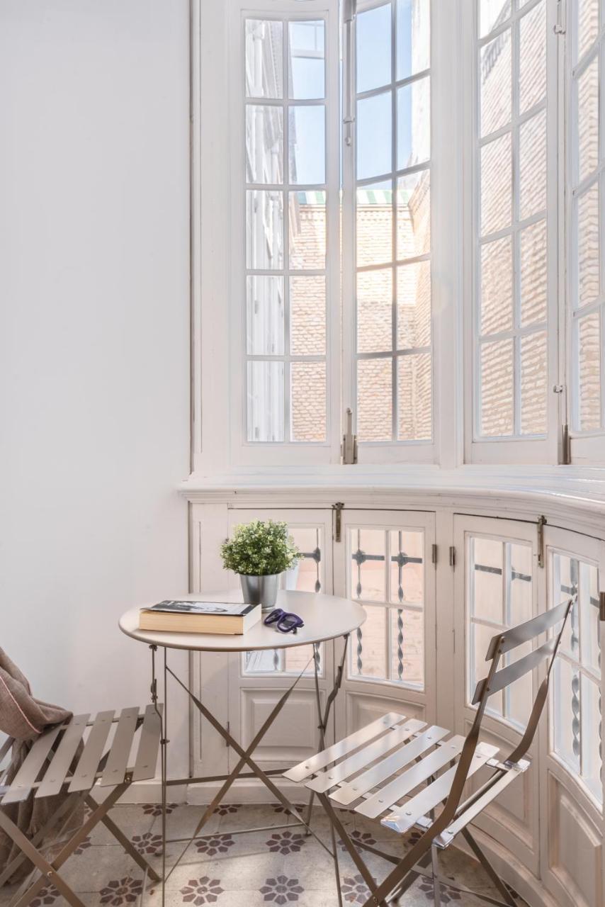 Uma Suites Parada Del Marques إشبيلية المظهر الخارجي الصورة